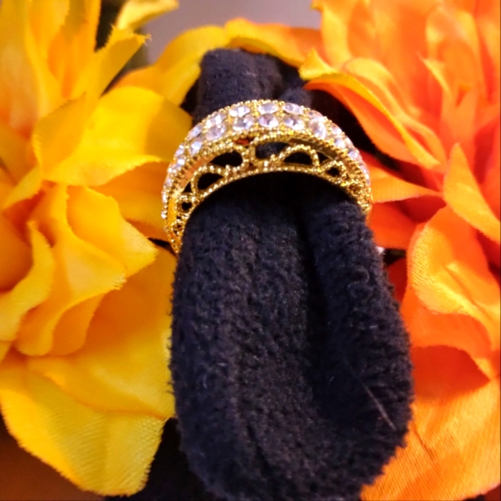 Gold Ring Sz. 11